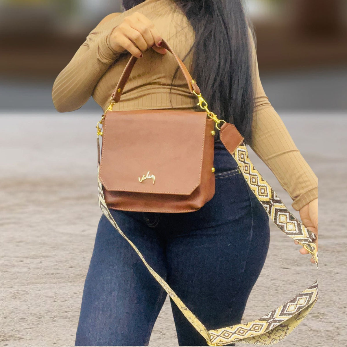 👜 Carriel Dacota Dama Vélez | Elegancia y estilo para cada salida ✨