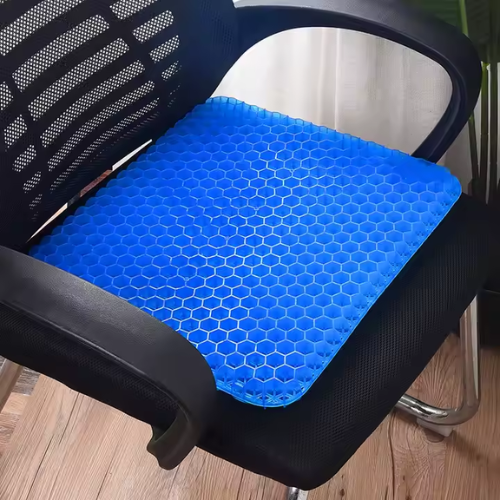 🪑 ¿Tu silla se vuelve incómoda con el paso de las horas? Disfruta una sensación más fresca, cómoda y estable con el Cojín de Gel Ergonómico. ✨